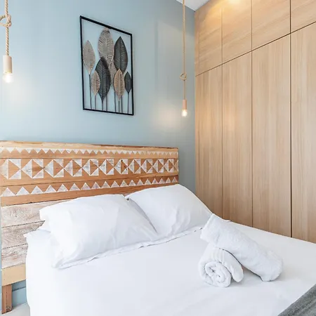 Апартаменты Charming 1 Bdr