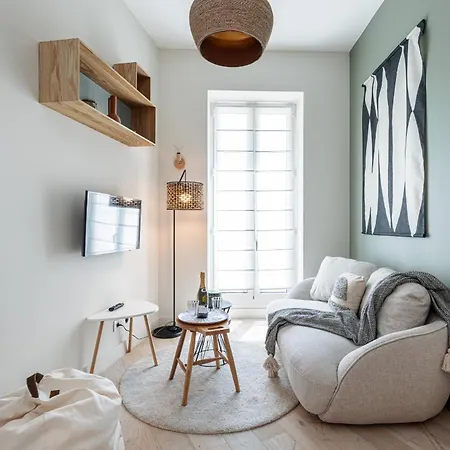 Апартаменты Charming 1 Bdr Ницца