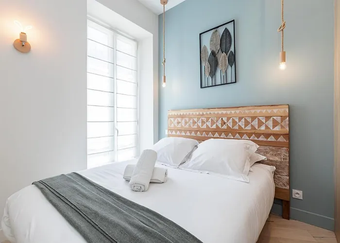 Charming 1 Bdr Nice