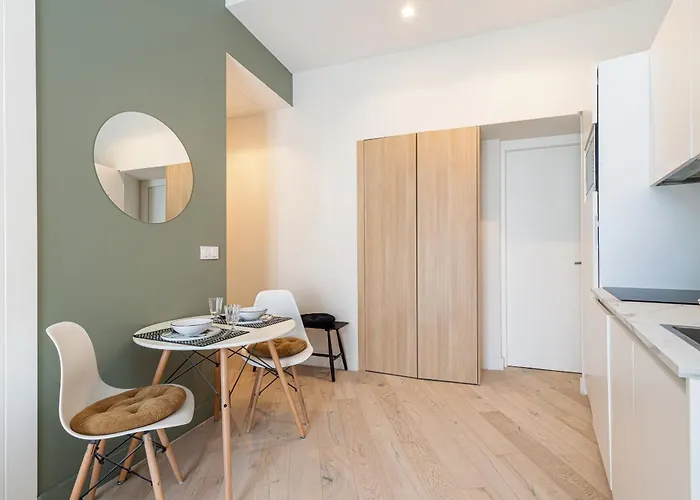 Charming 1 Bdr ניס