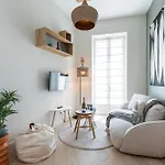Charming 1 Bdr Apartman
